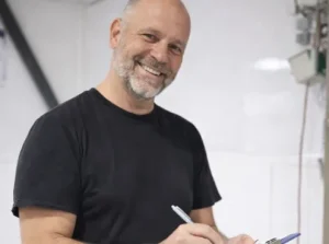 plaques-murales-pvc-paris-idf-artisan